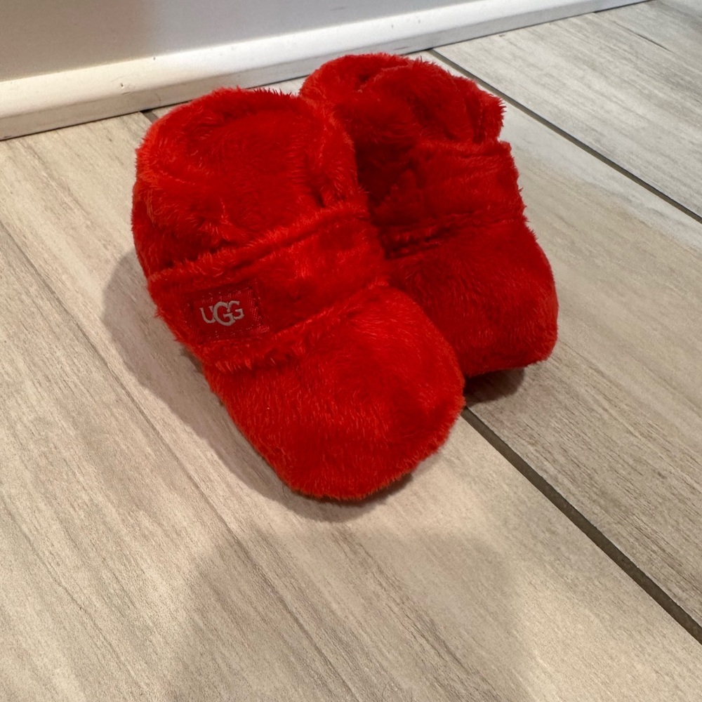 Baby Infant UGG Bixbee booties